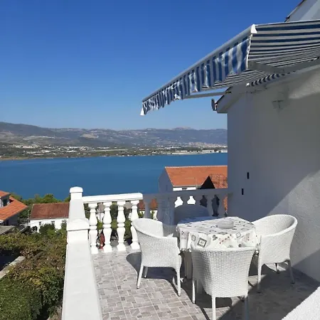 Apartments Ivica - 150M From Sea Trogir Exterior photo