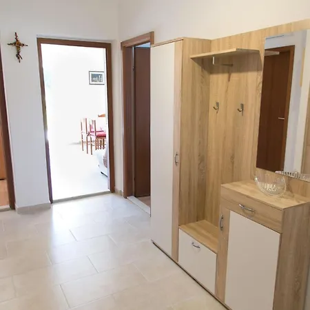 Apartments Ivica - 150M From Sea Trogir Exterior photo