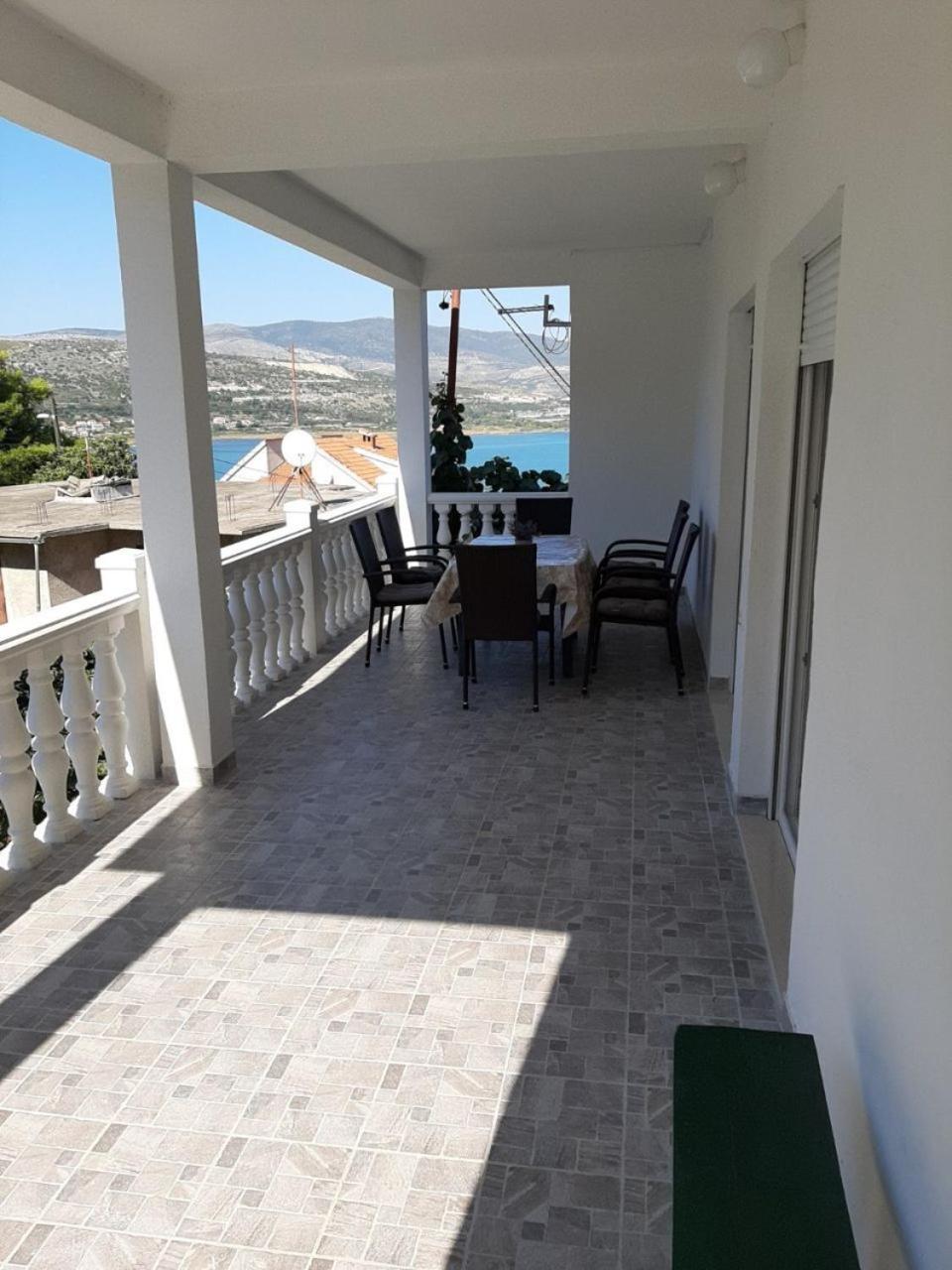 Ivica - 150m From Sea Apartment Trogir