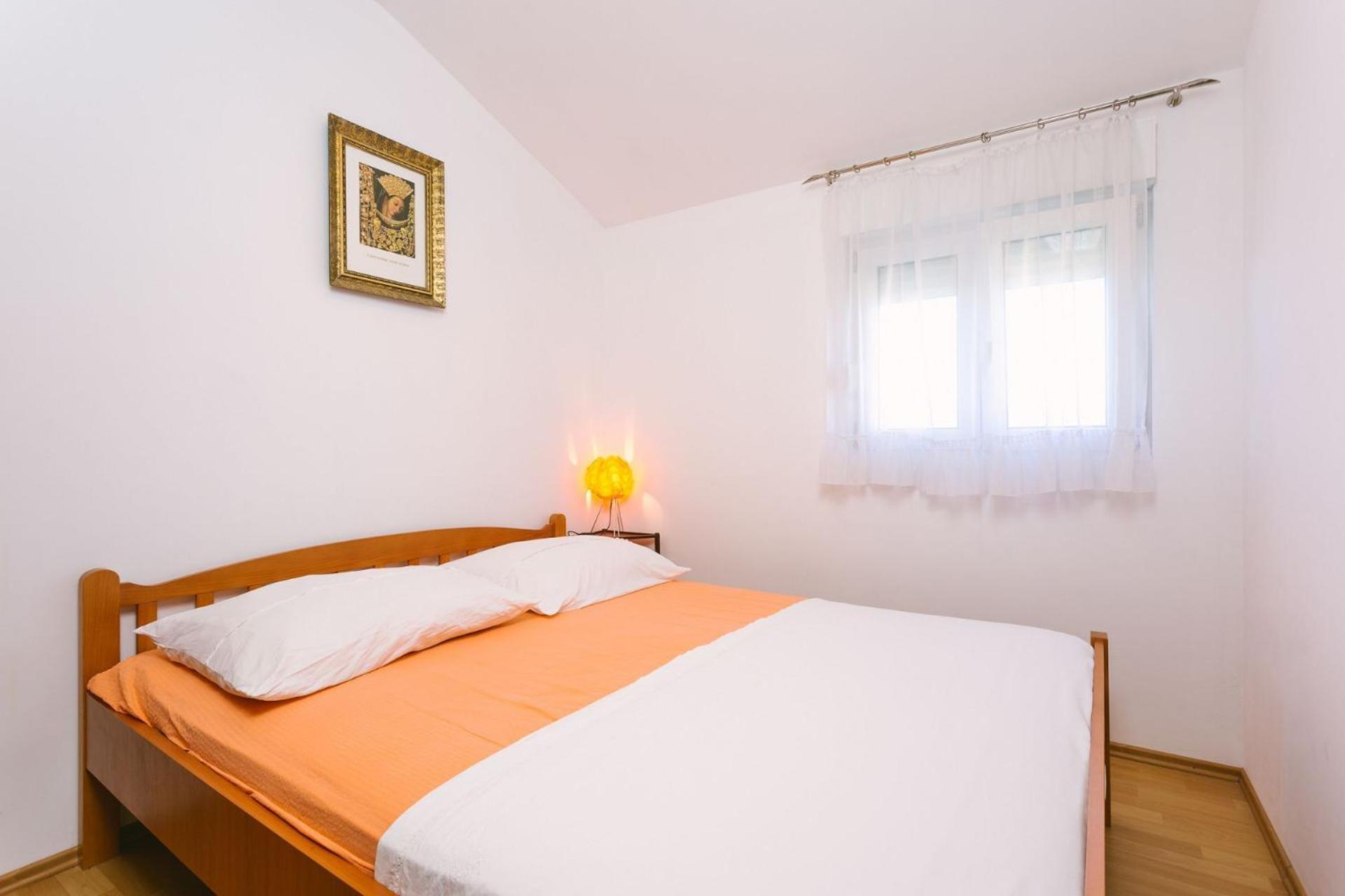 Ivica - 150m From Sea Apartment