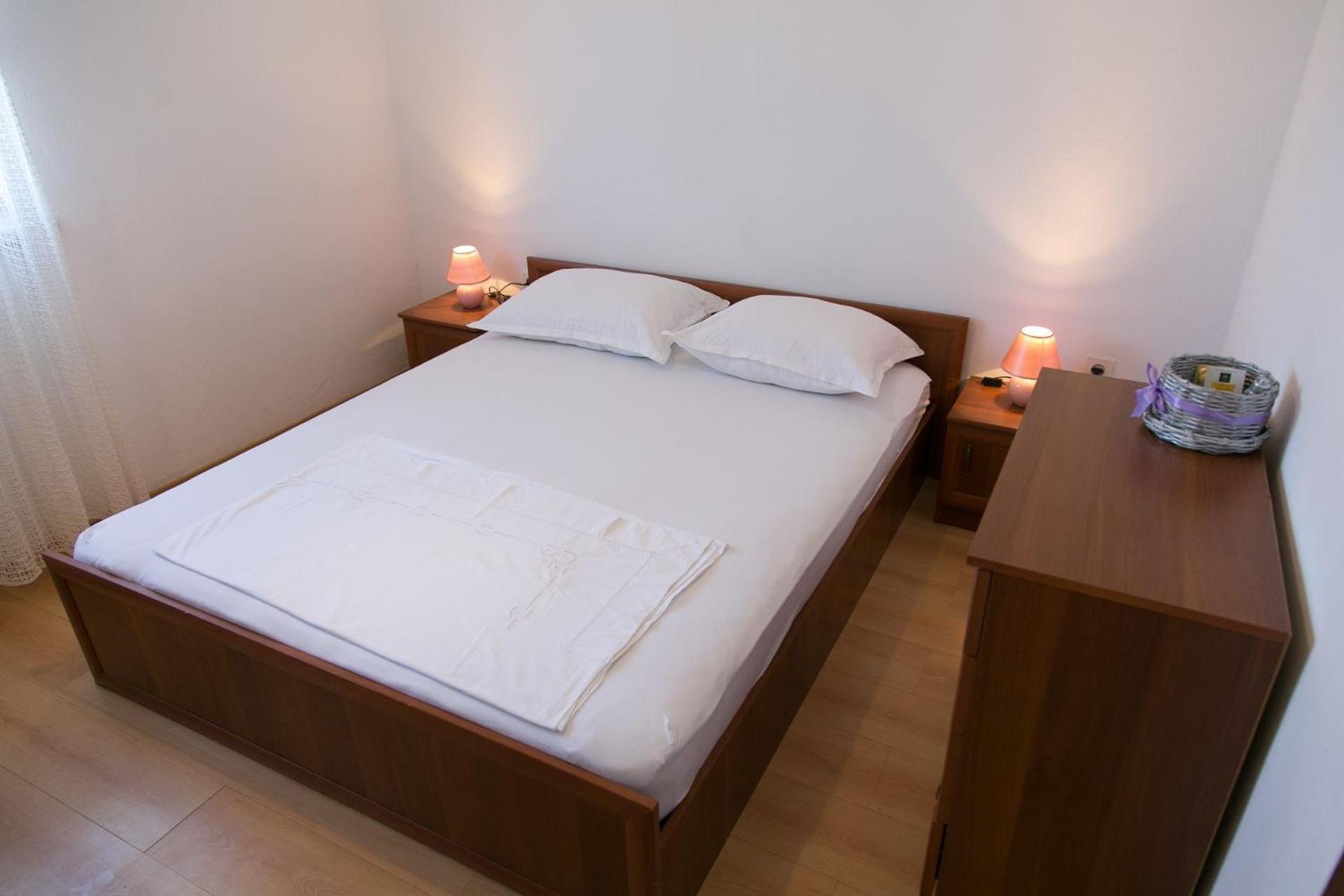 Apartment Ivica - 150m From Sea *
