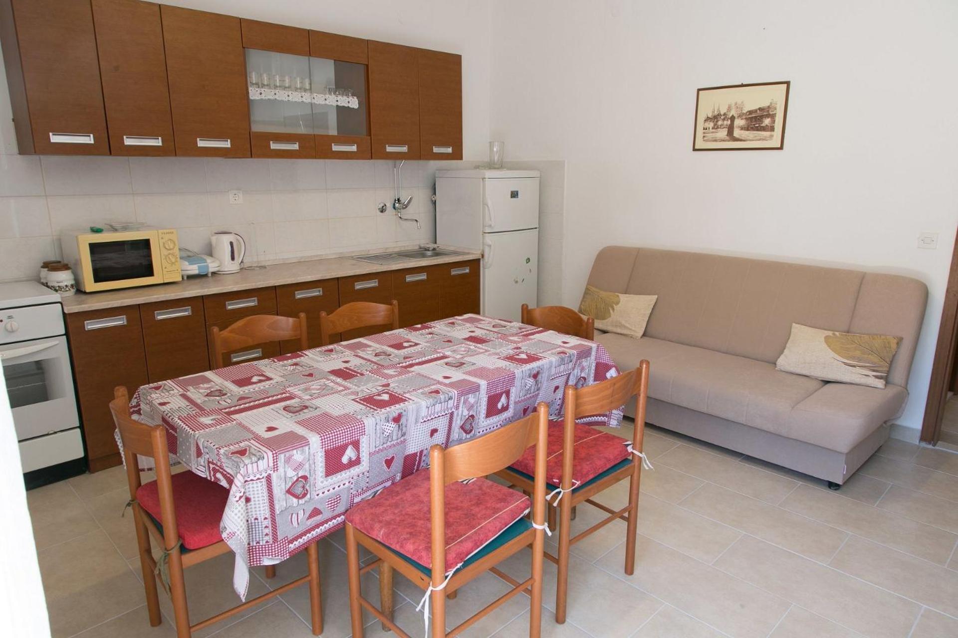 Apartment Ivica - 150m From Sea